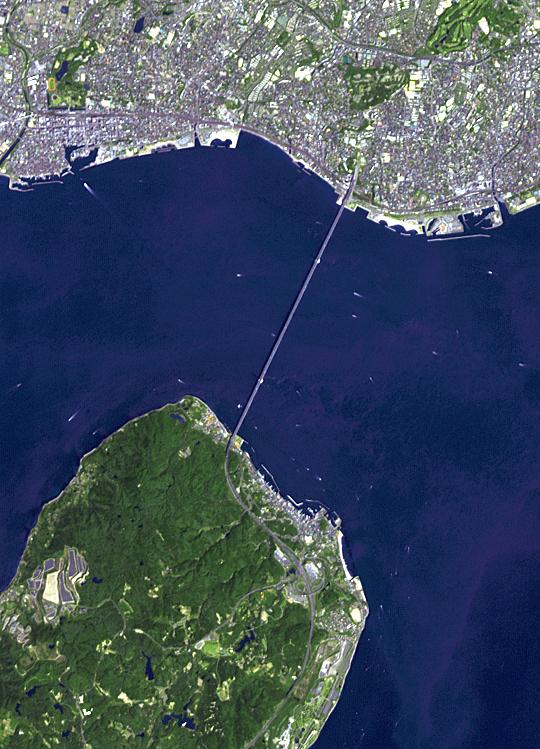 Akashi-Kaikyo Bridge, Japan (ASTER)
