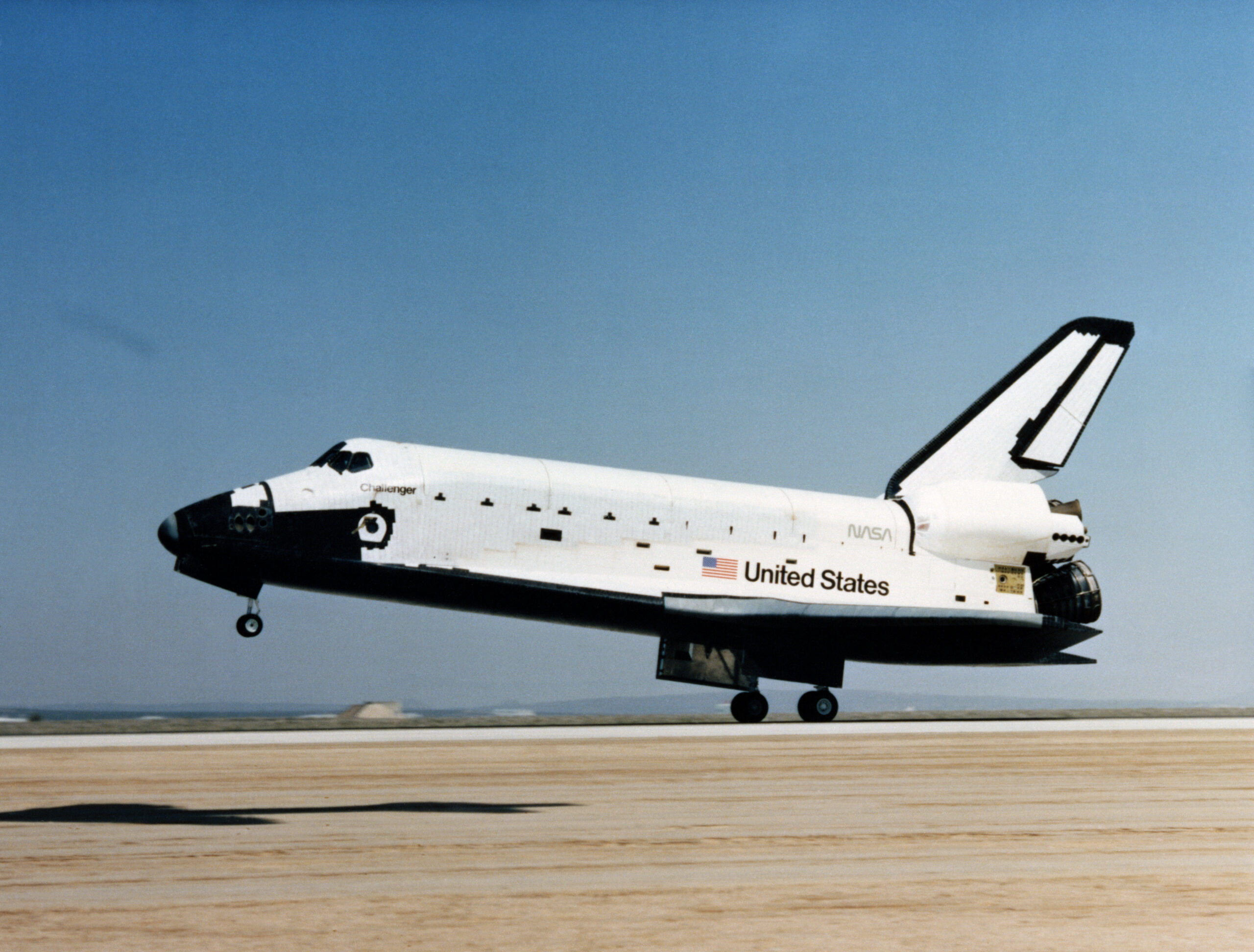 Space Shuttle Challenger landing after STS-6