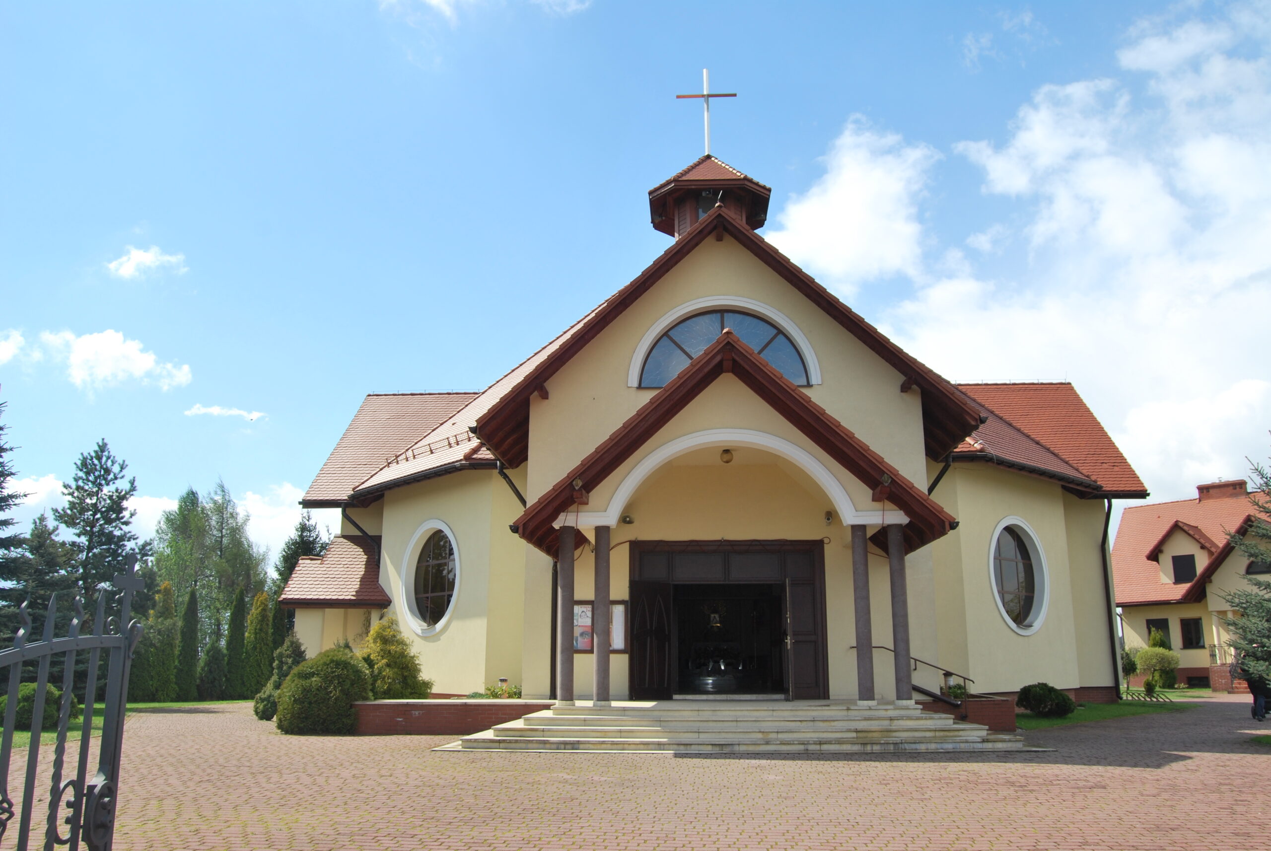 Church of Sts. Faustina Kowalska in Ostrężnica 