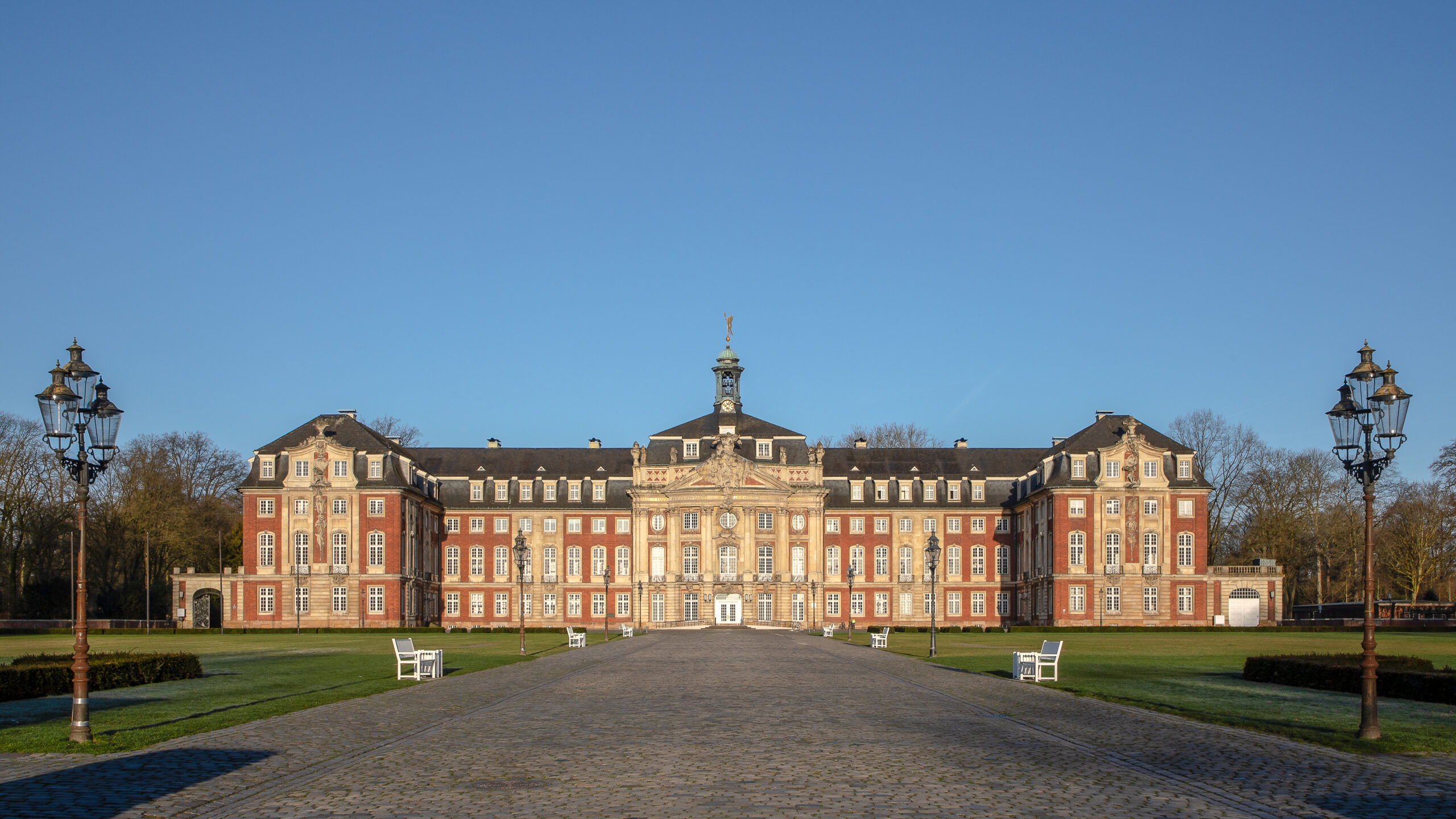 Münster, Fürstbischöfliches Schloss -- 2018 -- 1930-31 (cropped)