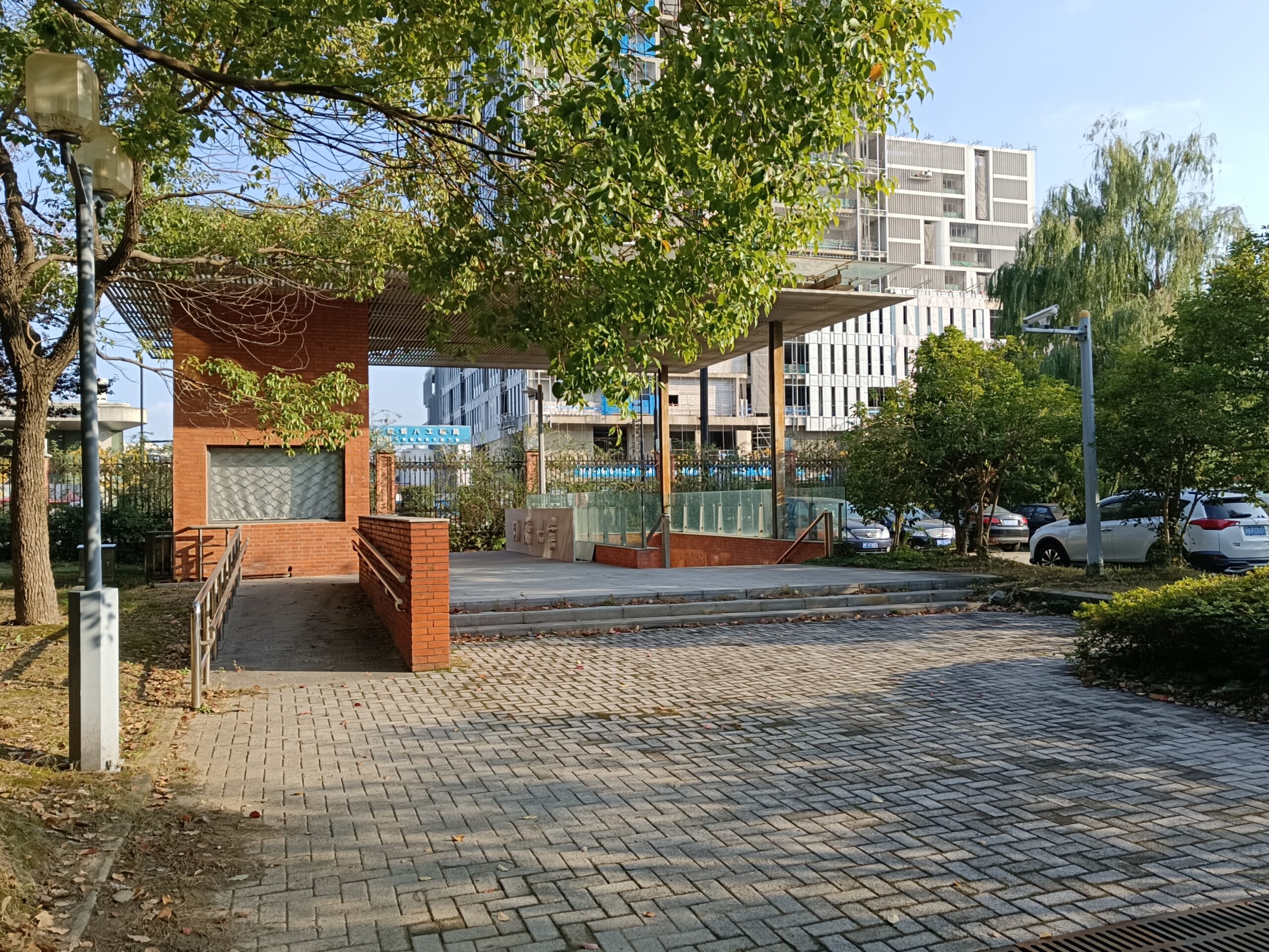20221124 Tunnel Entrance in Tongji University