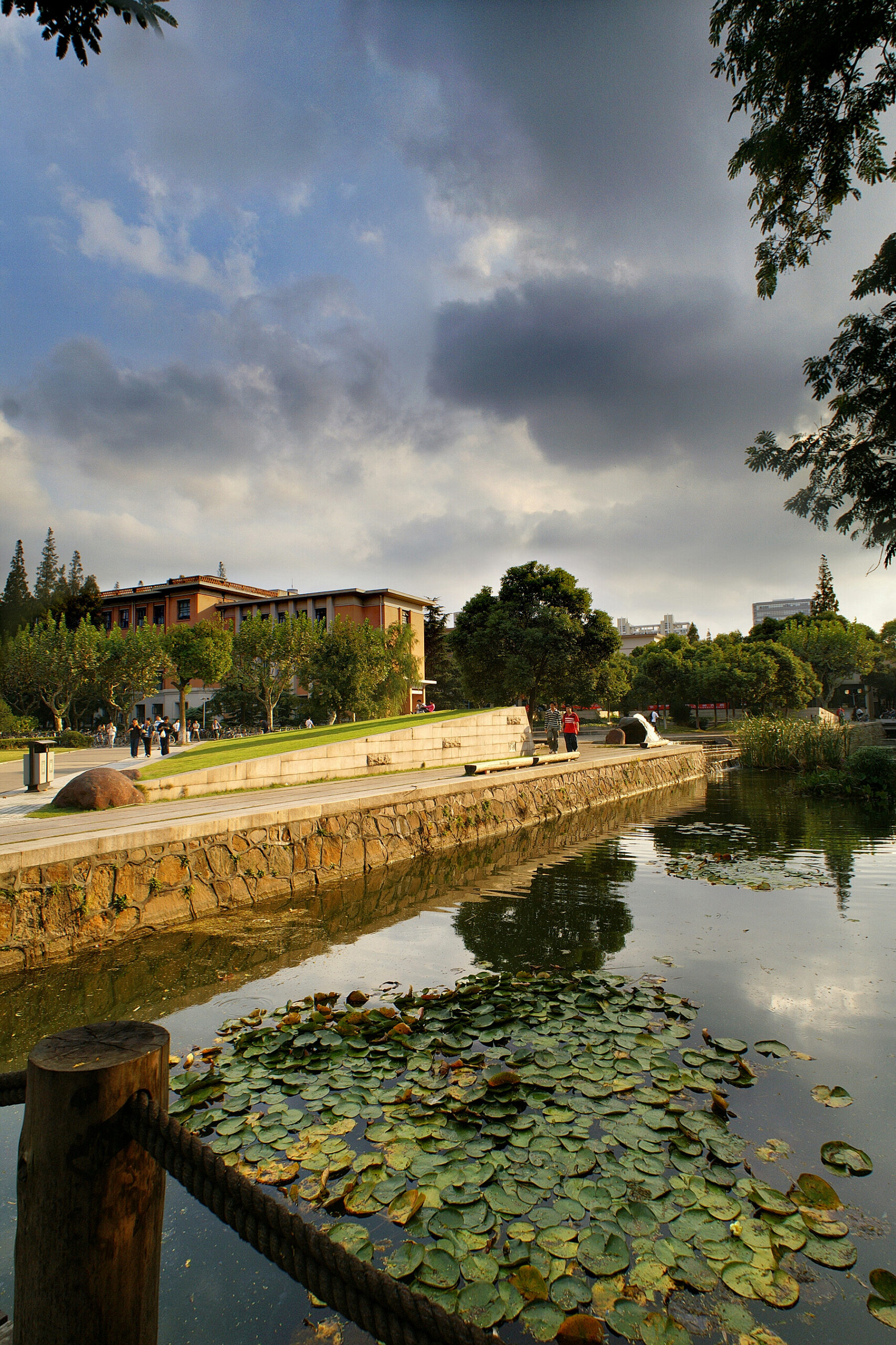Tongji University artificial river landscape